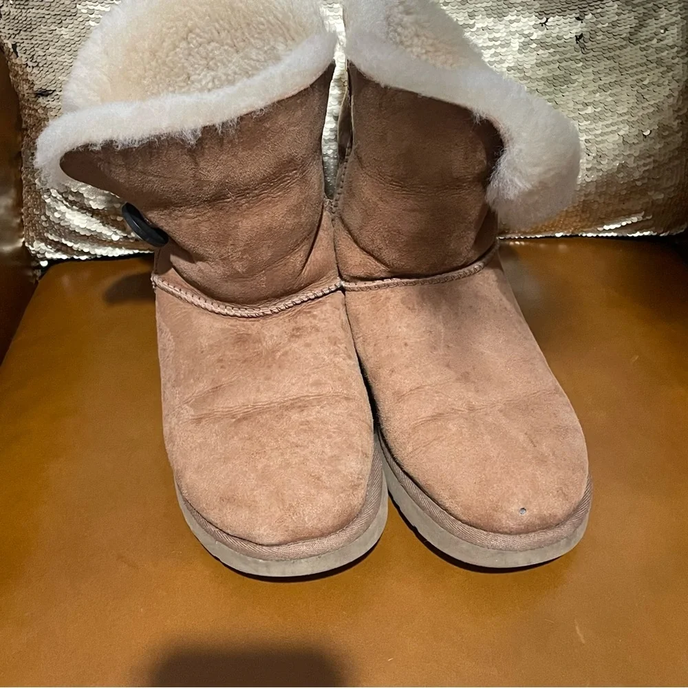 UGG short womens